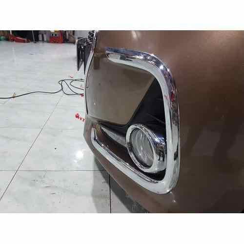 Ốp viền đèn gầm trước Hyundai i10 Hatback