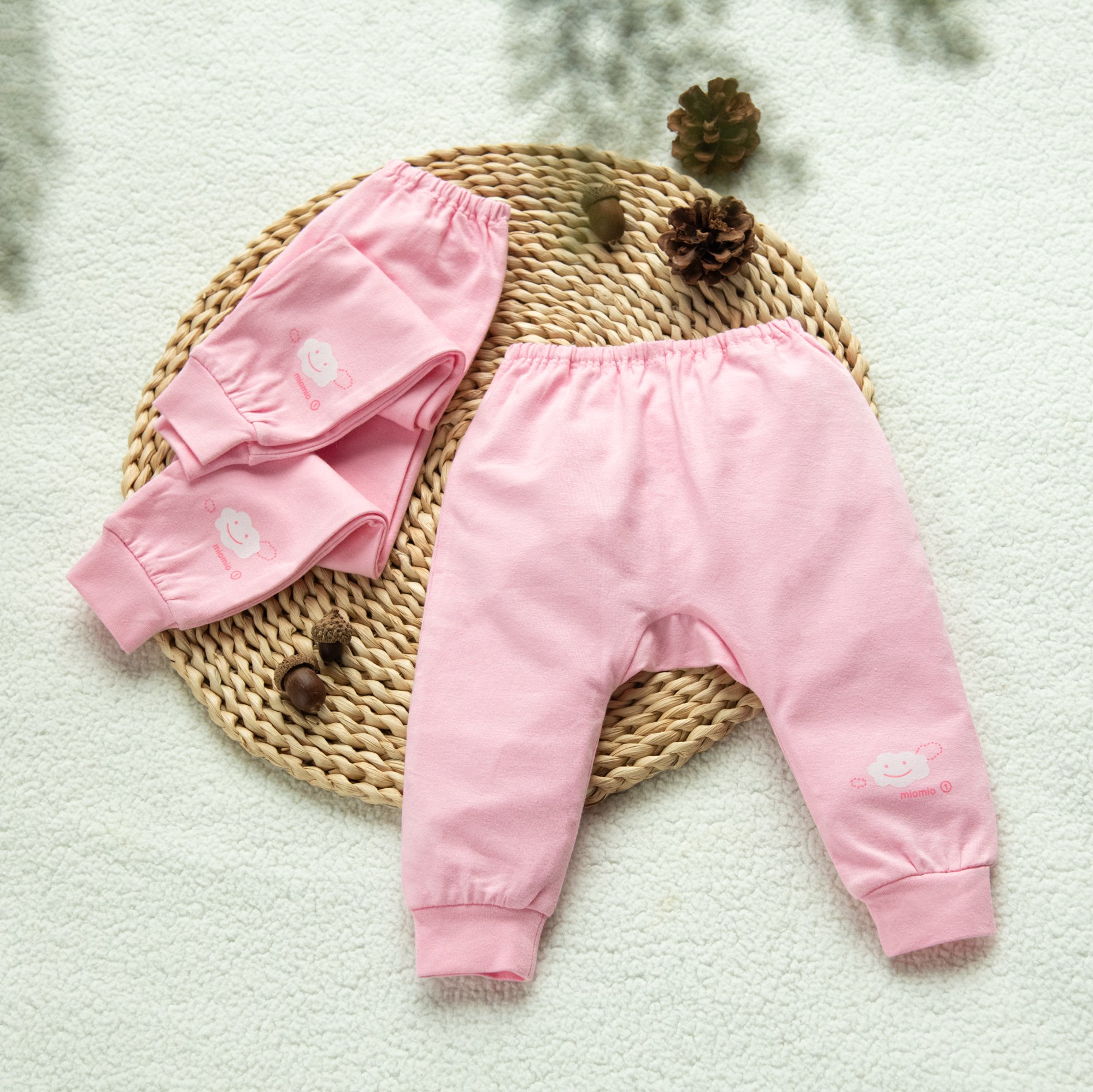 Quần thu đông đáy liền sơ sinh dài miomio, họa tiết: bé mây cho bé trai bé gái , interlock cotton