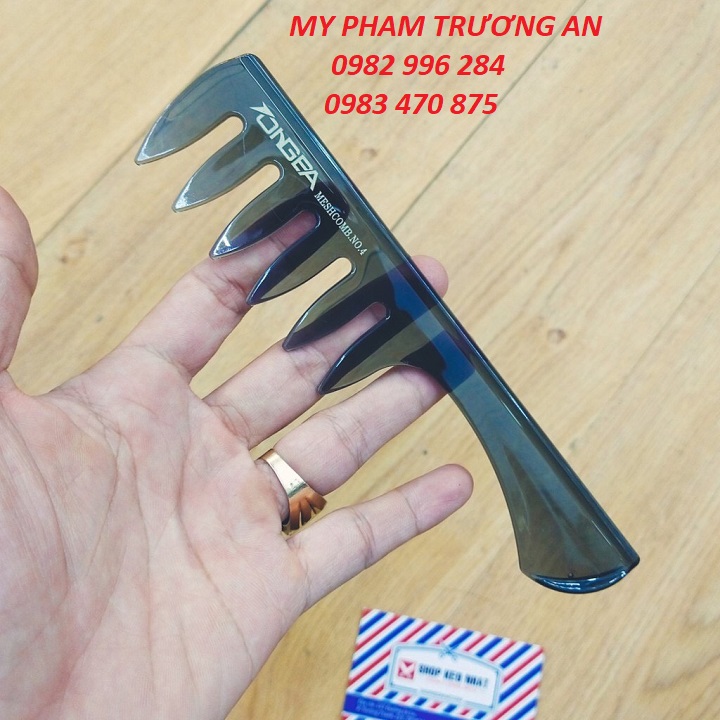 Lược răng thưa tạo kiểu tóc cho nam