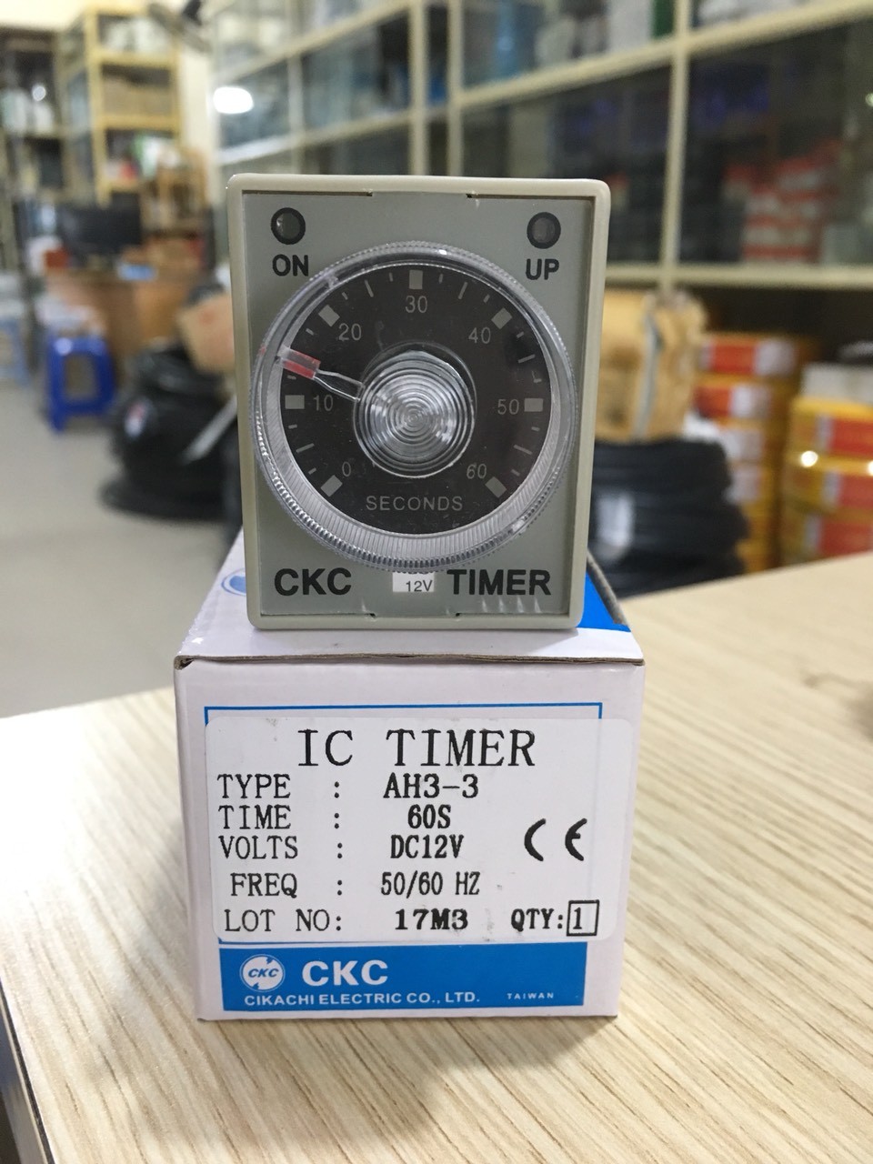 Relay Thời Gian CKC AH3-3 AC220V kèm đế