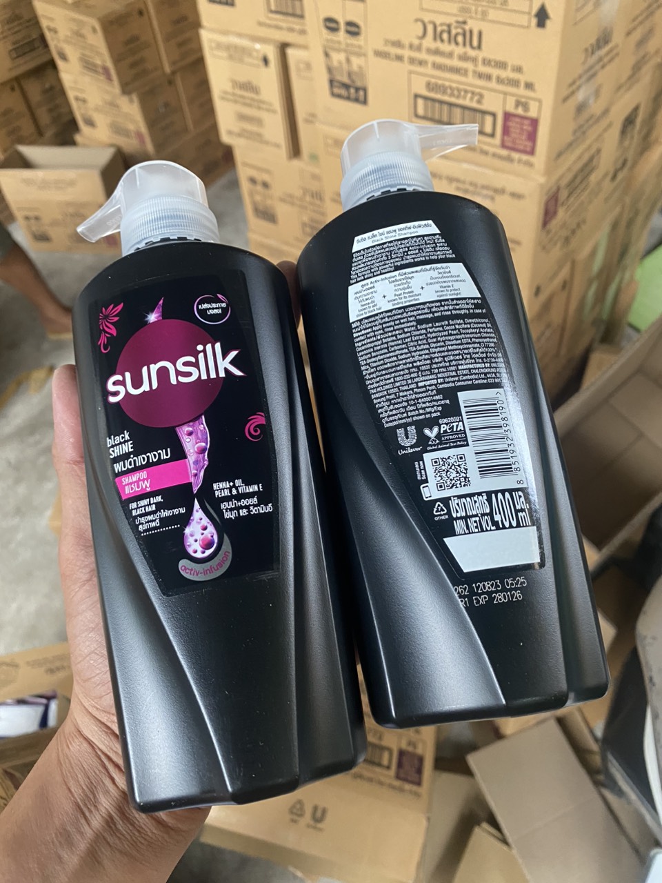 Dầu gội Sunsilk Thái Lan chai 400ml (Màu Đen)