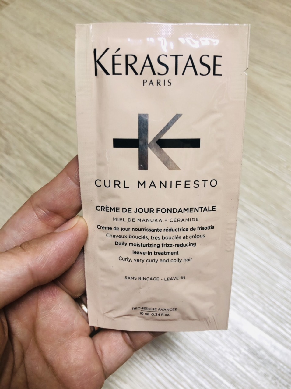 Sample apply hair care cream for frizzy hair weave frizzy Paris curl manifaso 10ml