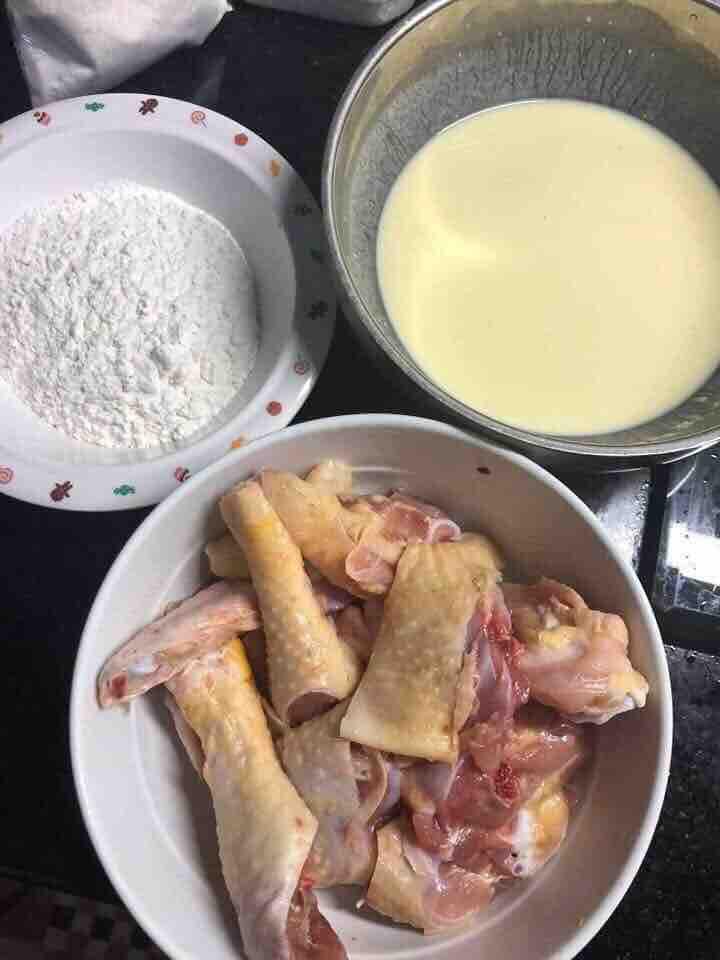 bột chiên gà KFC 1 sét làm được 1.2kg thịt gà