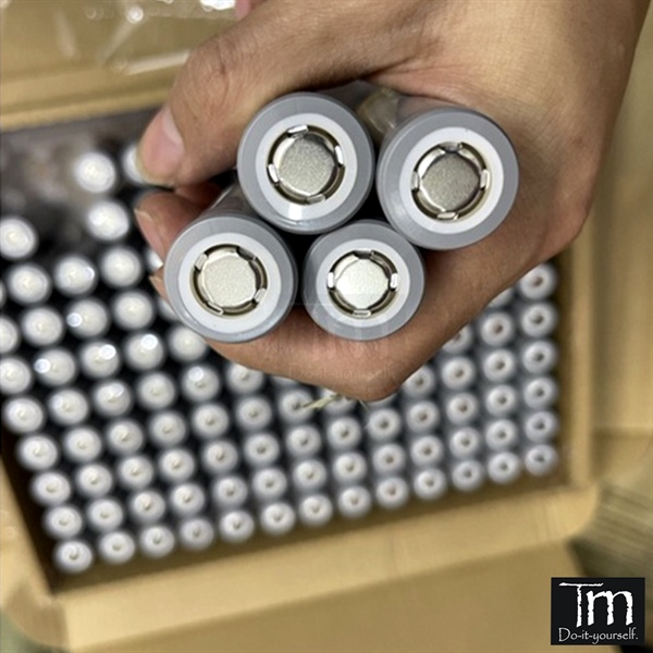 Pin Li-ion INR 21700 5000mAh 15A 3C