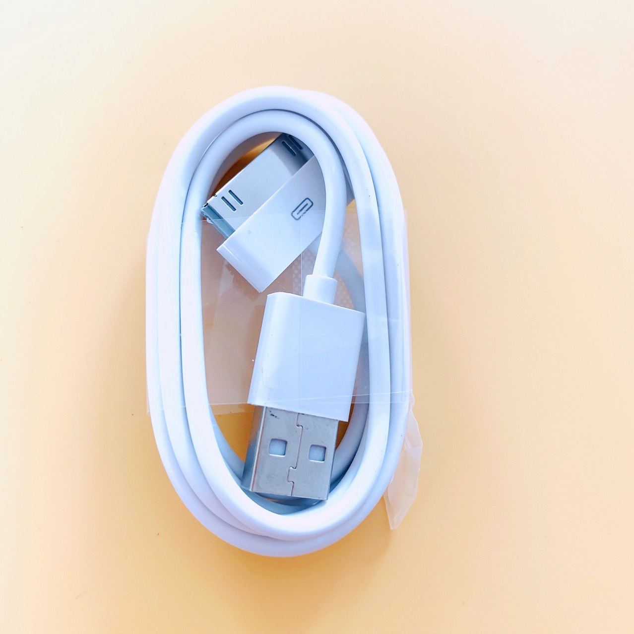 Cáp sạc Iphone 4/4s, Ipad 2/3/4 Foxconn zin truyền dữ liệu nhanh