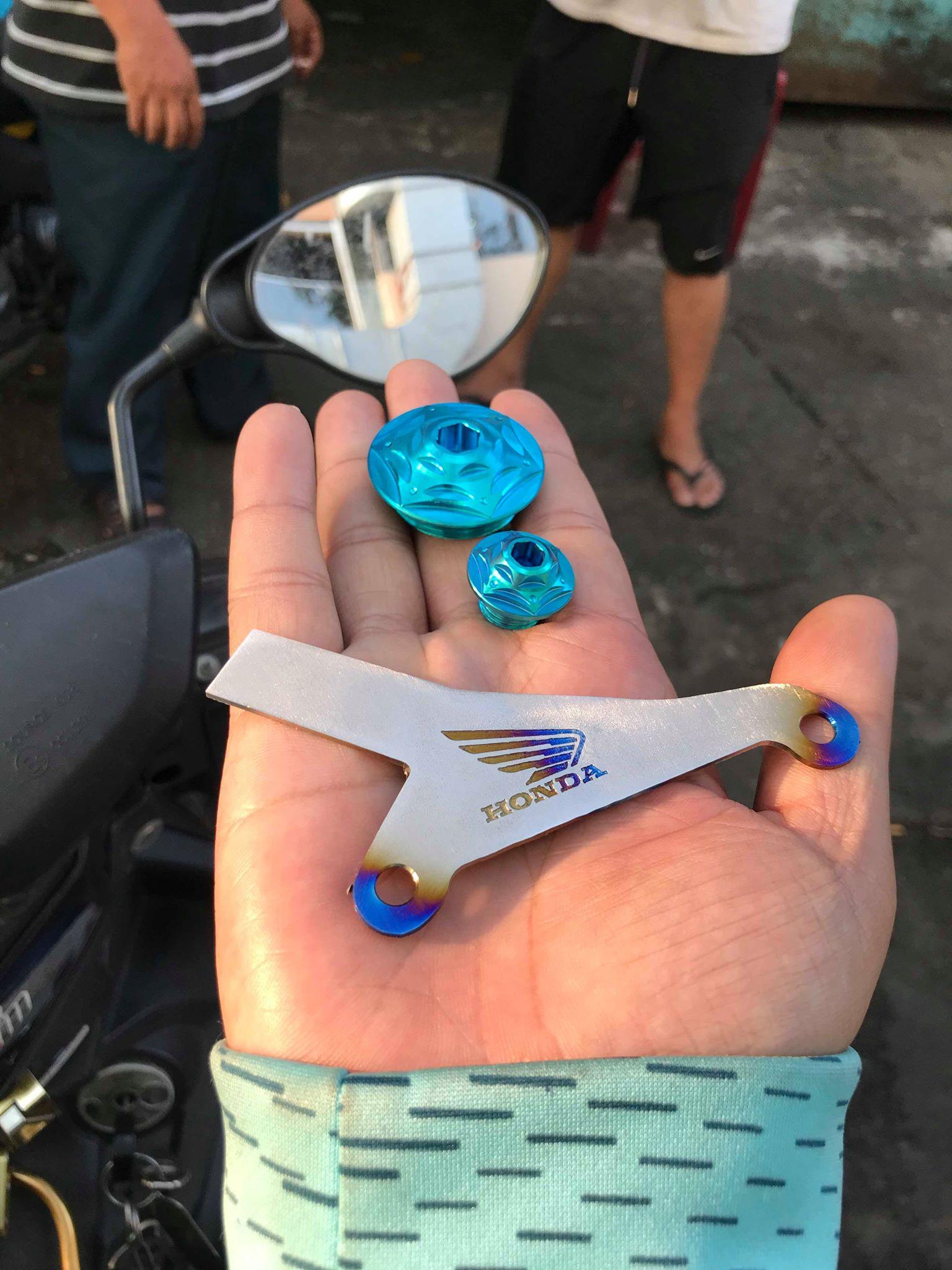 Kẹp côn titan winner sonic raider