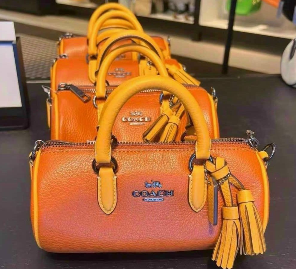 Túi đeo chéo nữ C O A C H fullbox size 18*14*8 cm