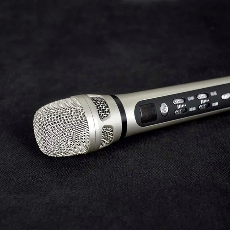 Micro karaoke trên xe hơi H9