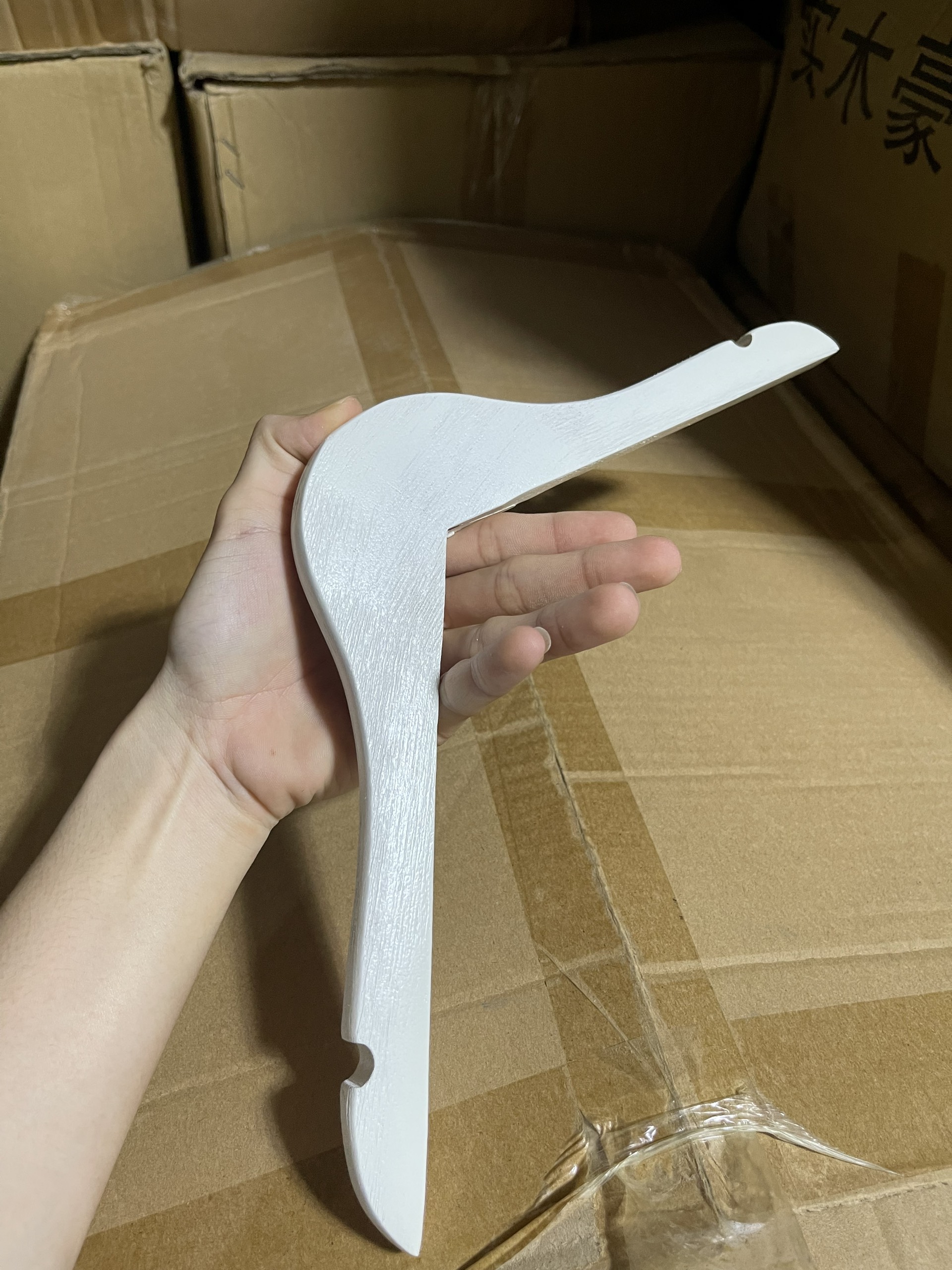 Móc Gỗ Trắng Sơn Xước KTN 32cm ( Bộ 10 Móc )