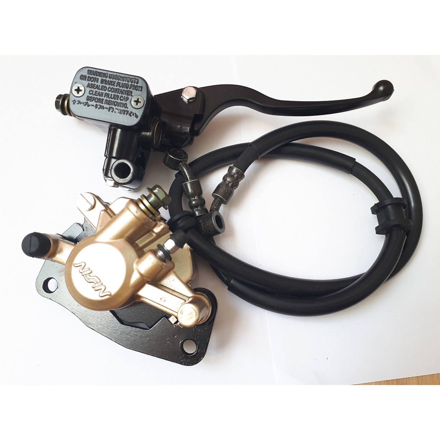 Bộ thắng xe máy Sirius, dùng cho xe Sirius, gồm heo dầu bát và bố, tay thắng dầu và dây dầu
