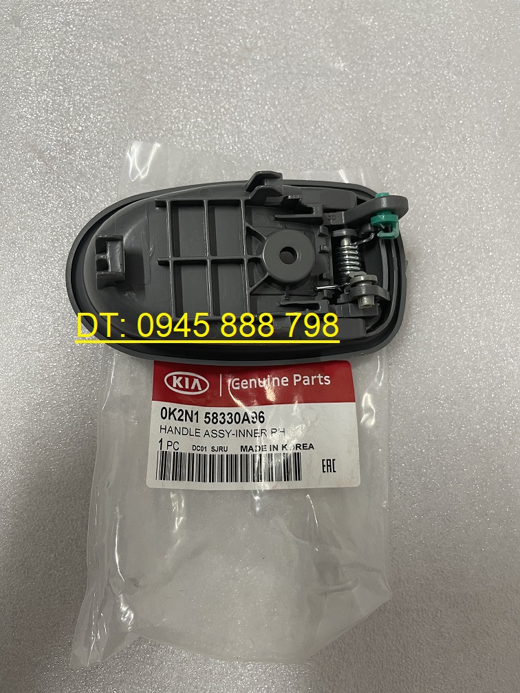 Tay mở cửa trong Kia Spectra