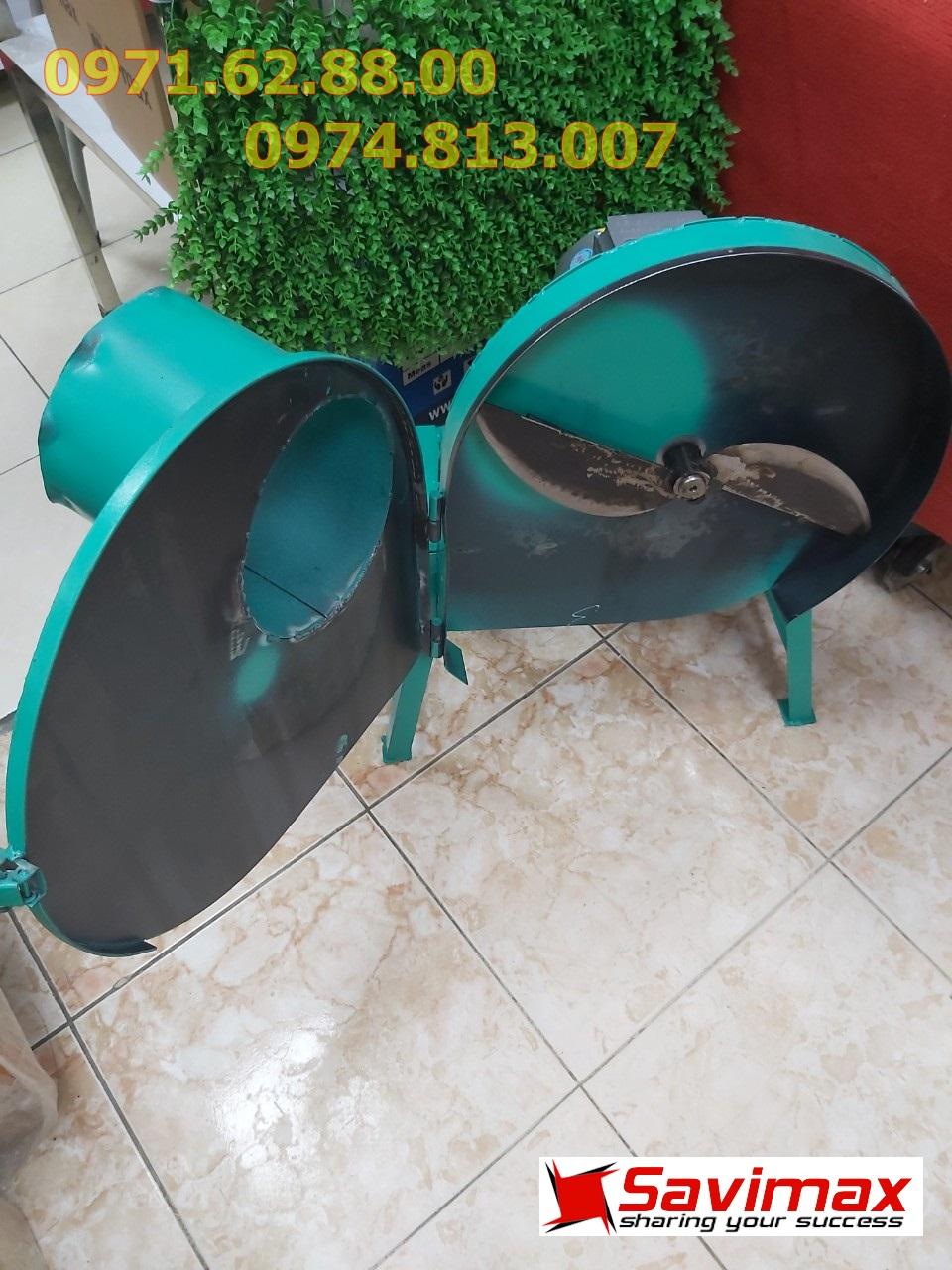 Máy băm chuối mịn một lần cho gà vịt