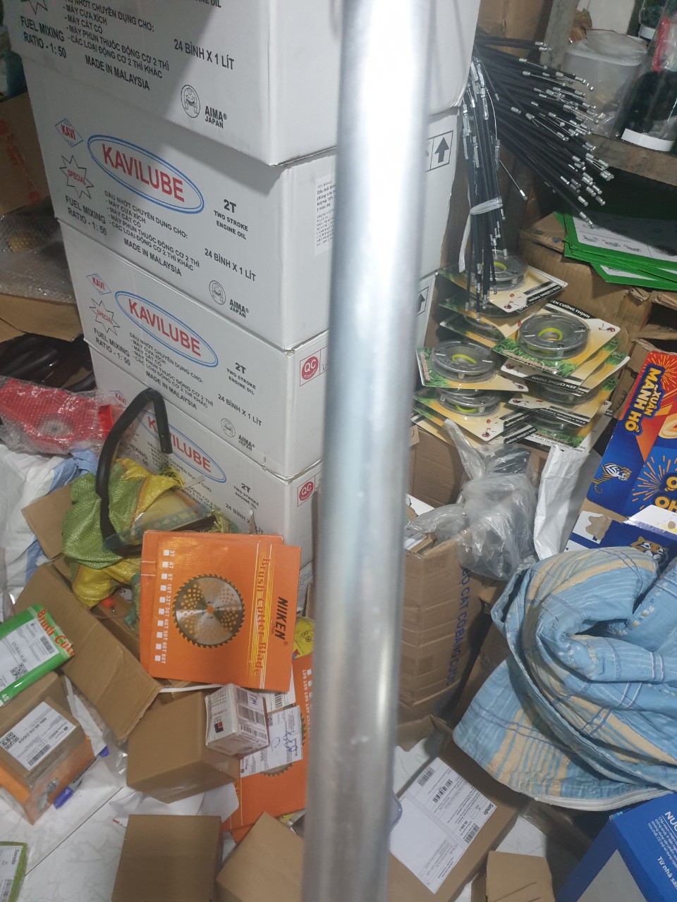 ỐNG CẦN MÁY CẮT CỎ. PHI 24 - 26 - 28 ( mm)