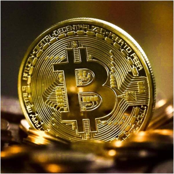 Đồng Xu Bitcoin Làm Quà Tặng Kỉ Niệm, Trưng Bày