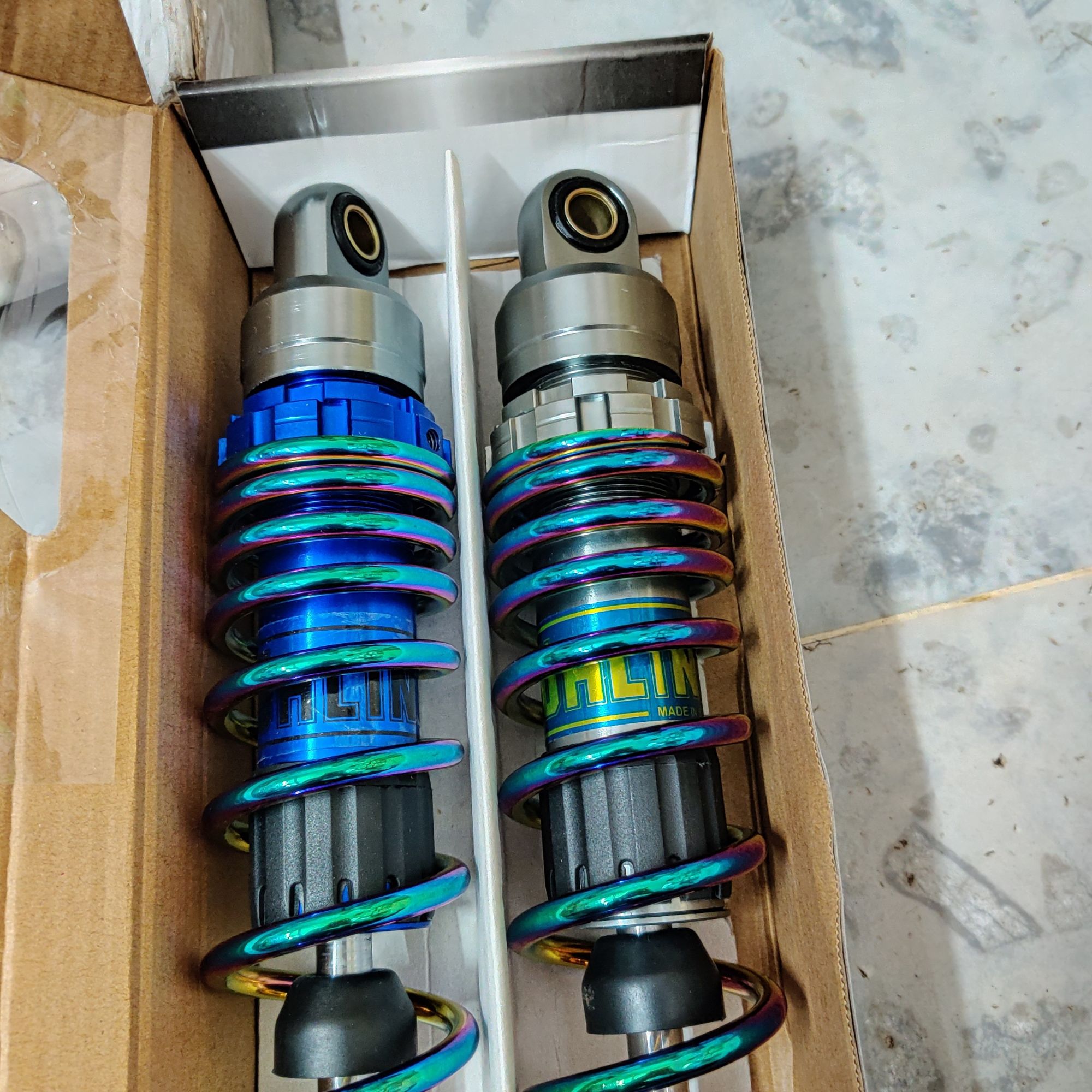 [HCM]phuộc ohlins lò xo titan (33cm) gắn wave dream elegant spark....