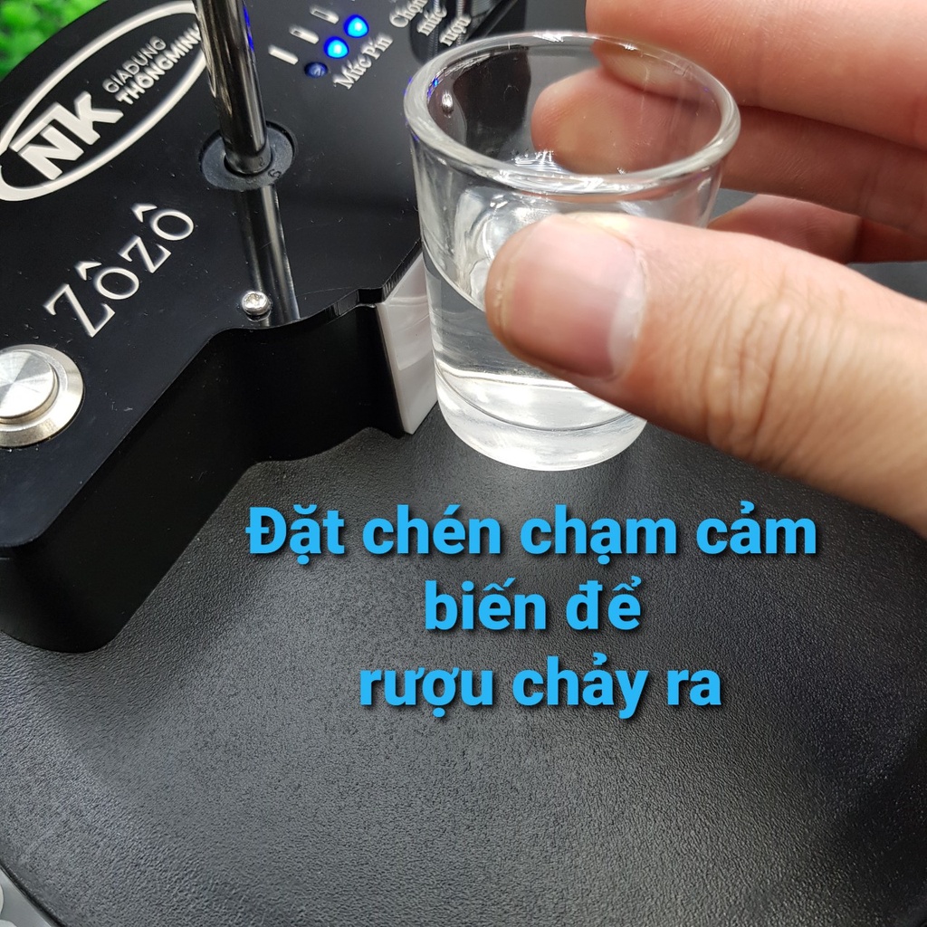 Bình Rót Rượu Cảm ứng Tự Động Zô Zô