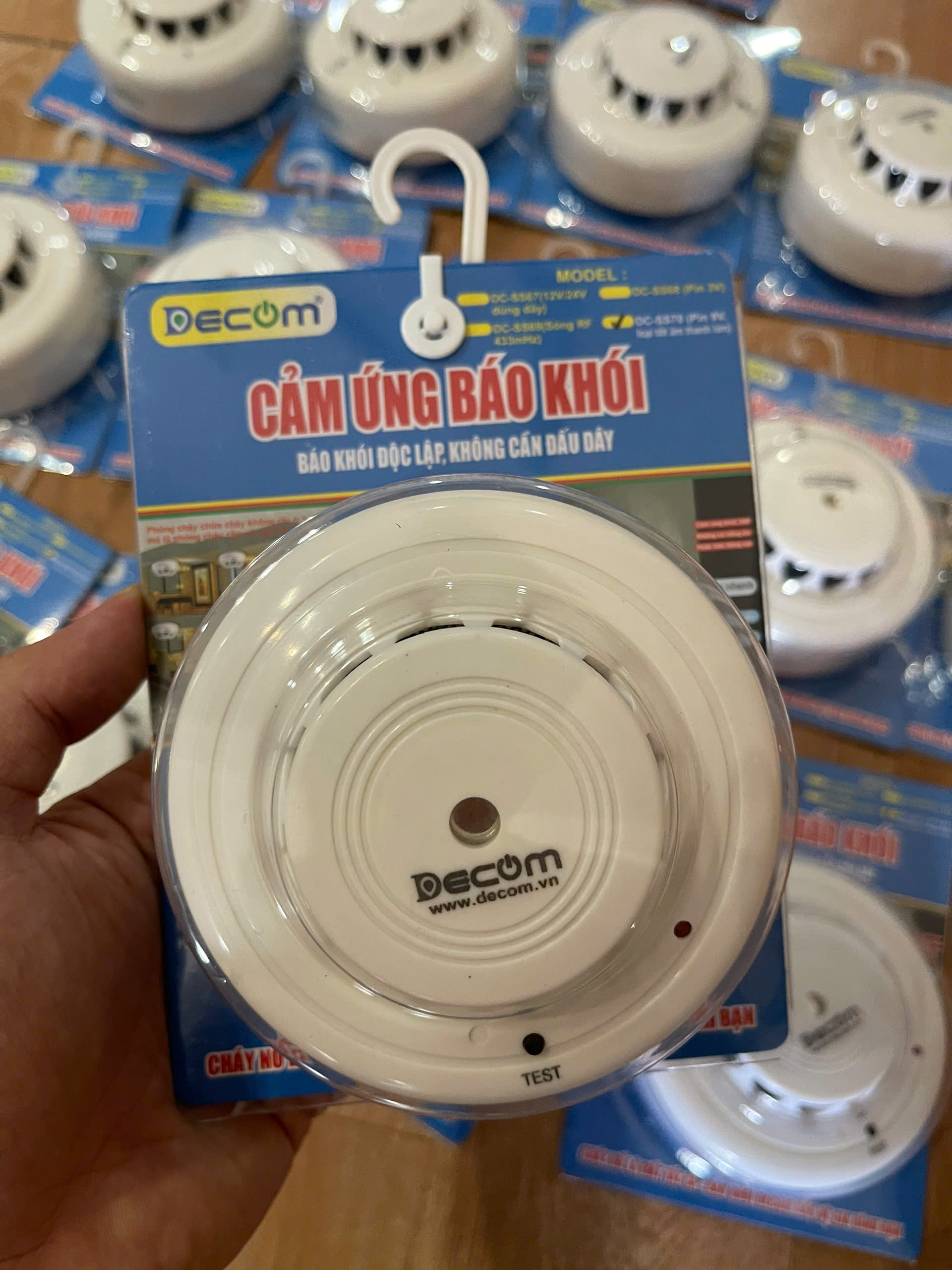 Thiết bị báo khói độc lập dùng pin , báo xì gas, báo động cháy