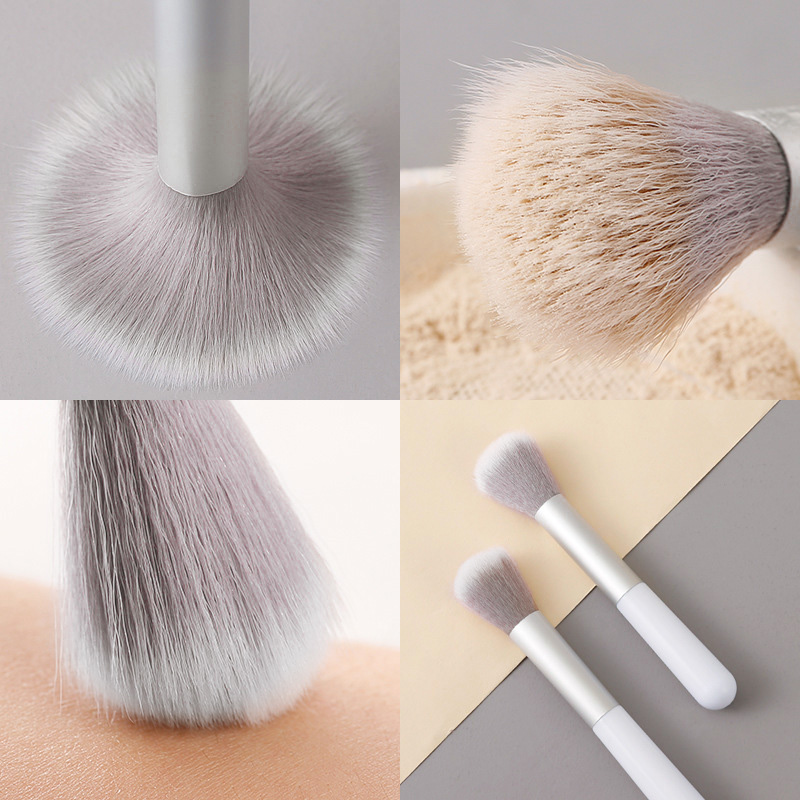 🌸Bàn chải sợi mềm Blush Fluorescent Brush Powder Bright White Brush Công cụ trang điểm YINSAF🌸