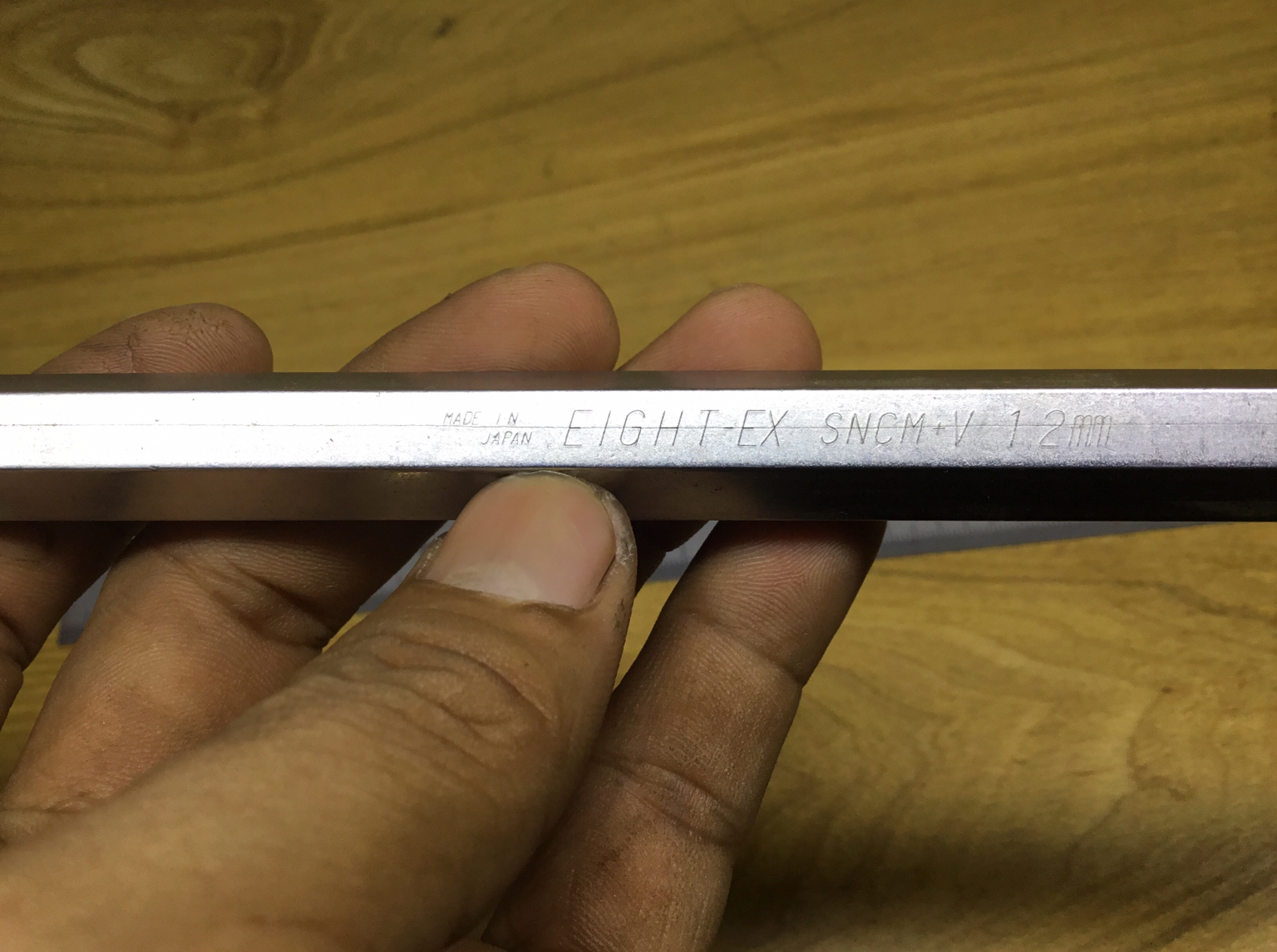 Lục Giác Eight Nhật 12mm-26Cm Có Từ
