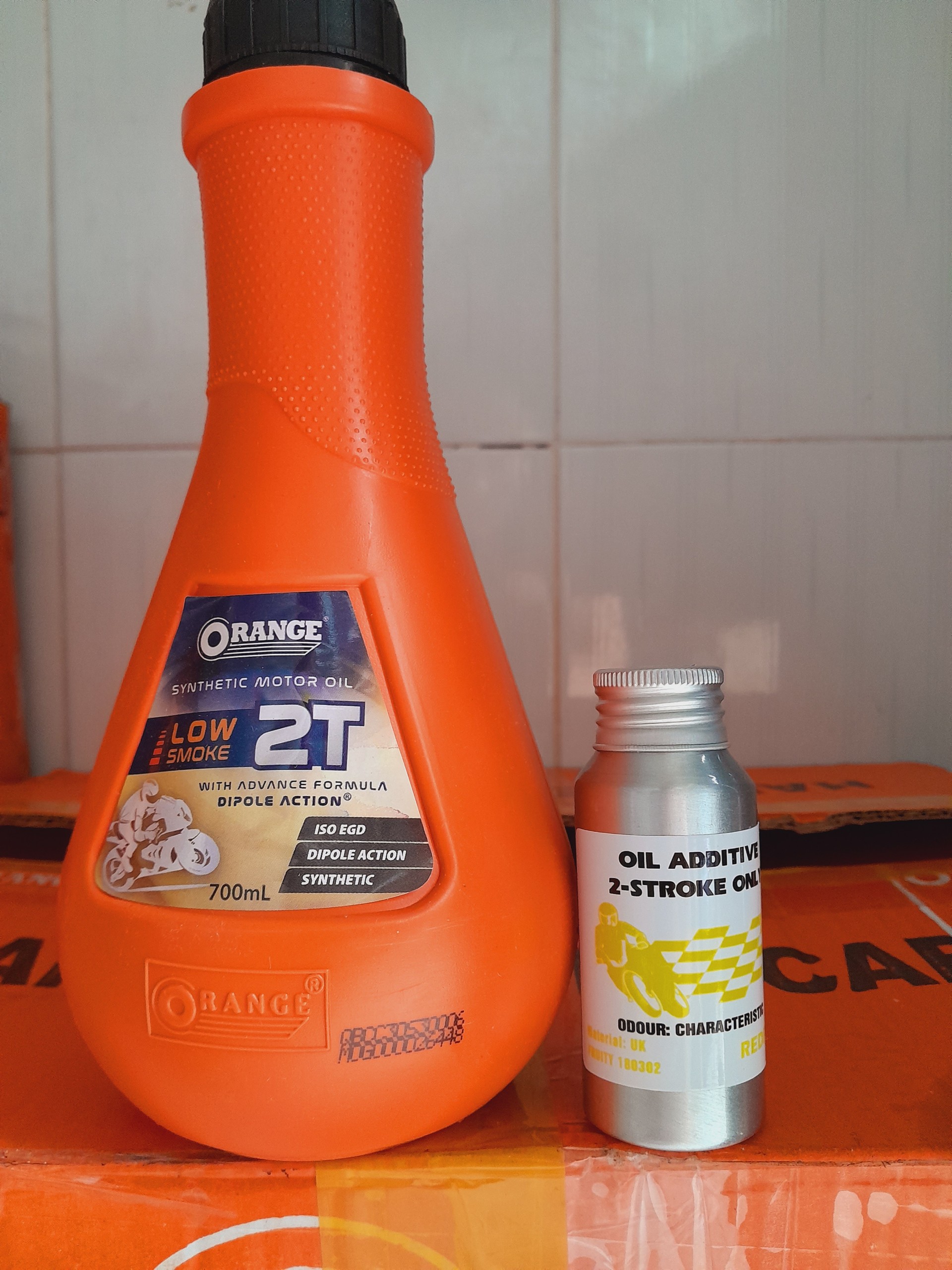 Nhớt Thơm zeus Xe 2 Thì Và Tinh Dầu Mùi Bò Cụng 55ml
