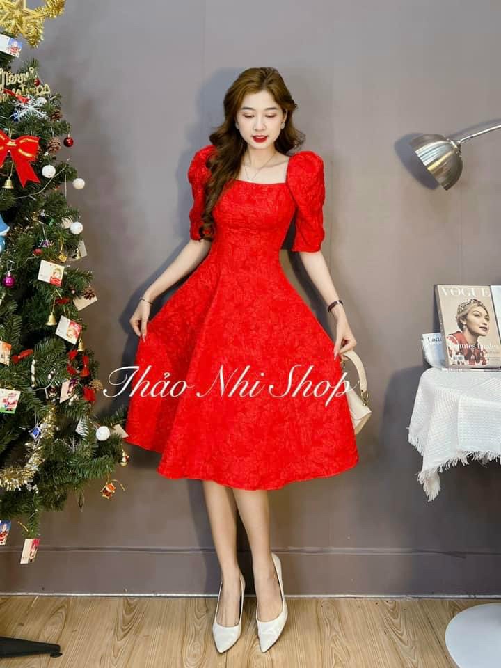 Đầm nữ dự tiệc dáng xòe tay phồng cổ vuông chất gấm cao cấp