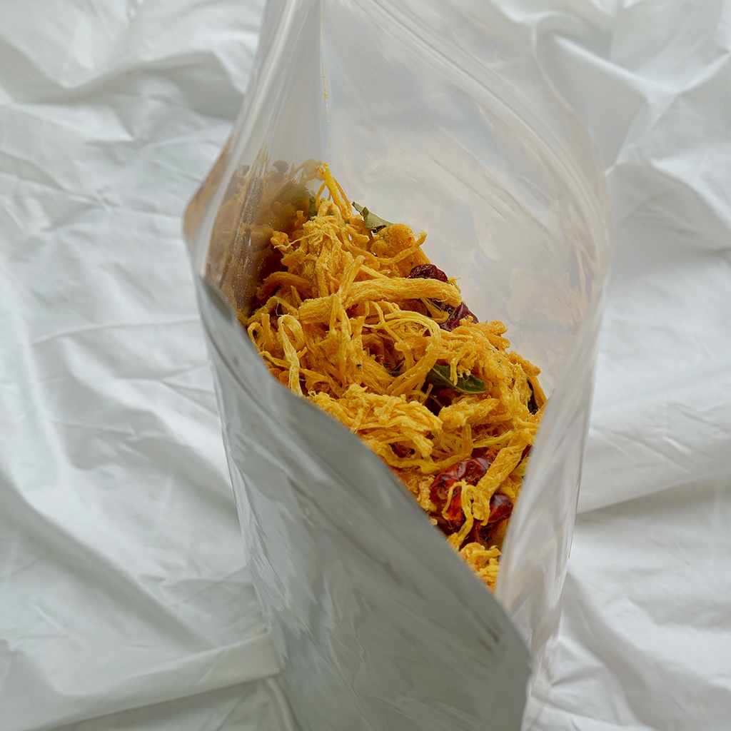 Khô gà lá chanh Thich Cay 300g