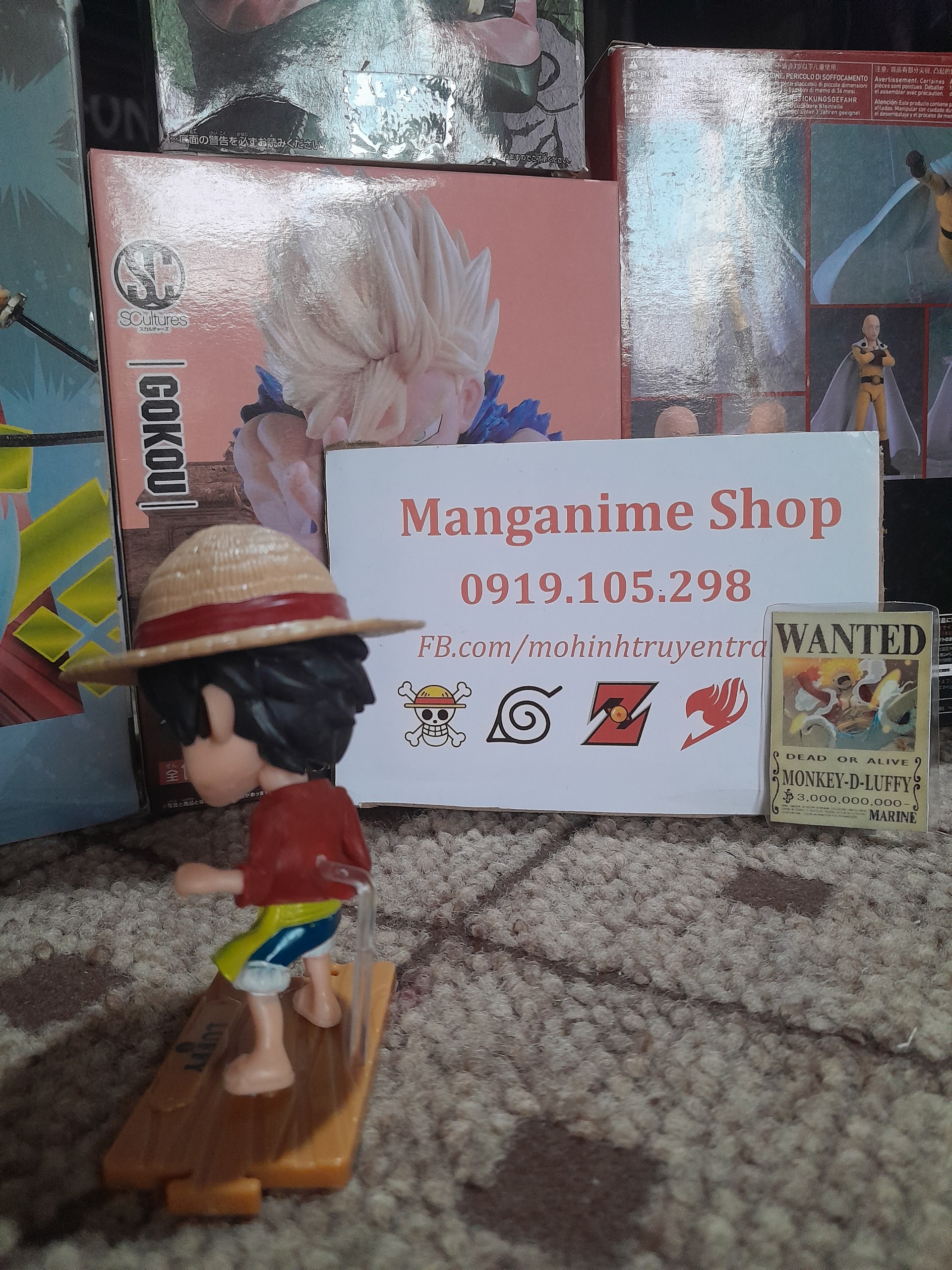 Luffy Chibi one piece figure model come with want card