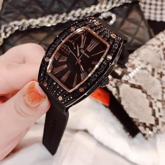 Đồng Hồ Davena Nữ Dây Silicon Đen 30x38mm Black Authentic