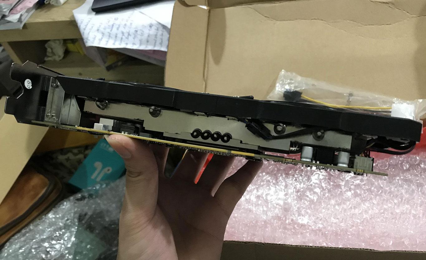 Card Đồ Họa AMD Radeon R9 380X 4GB