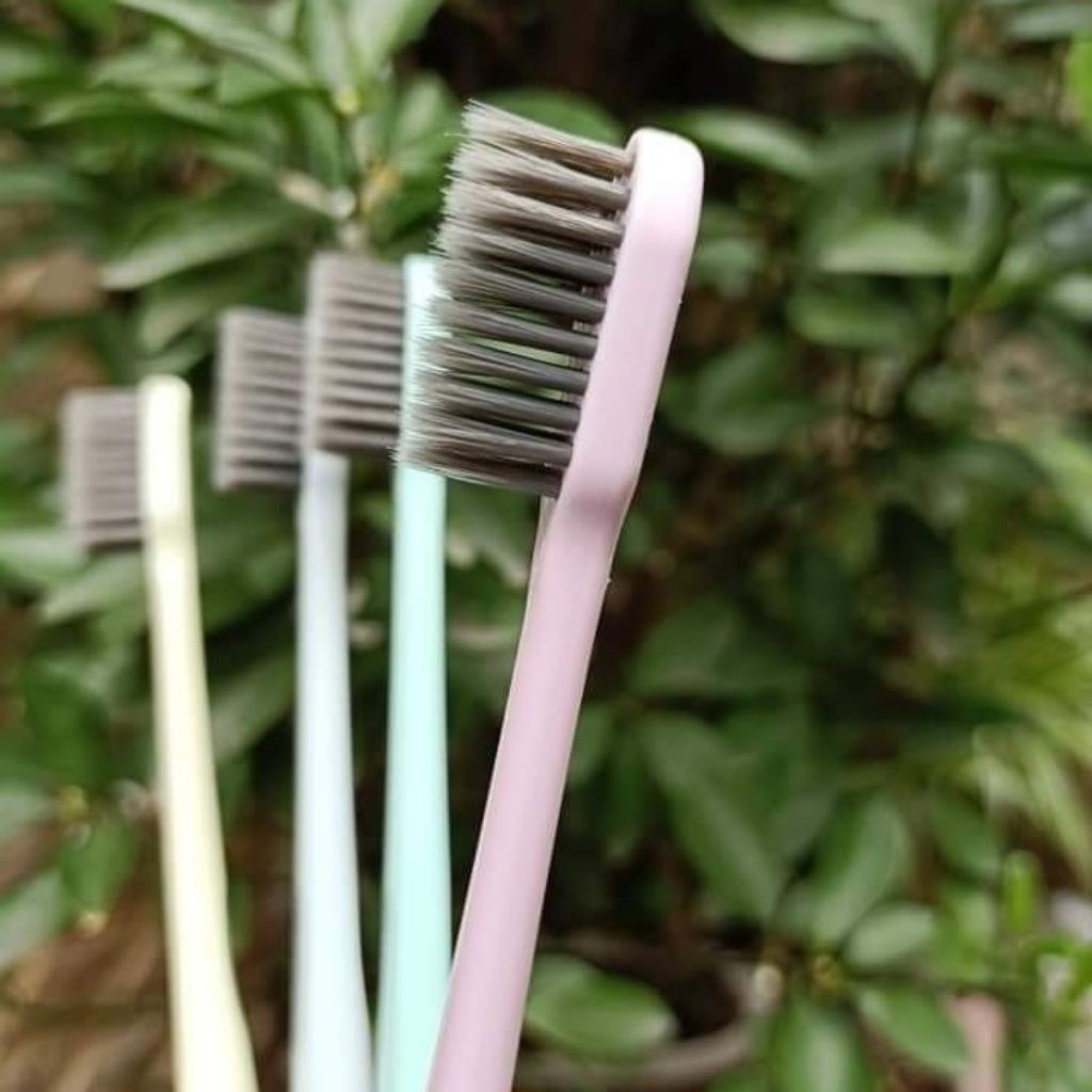 Set 4 bàn chải Muji lúa mạch than tre