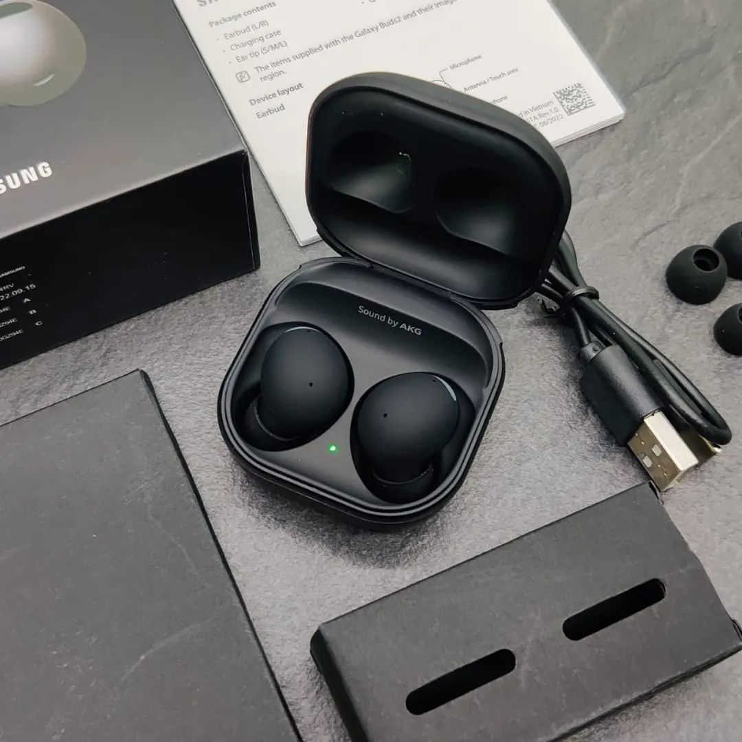 [ Mẫu 2024 ] Tai Nghe Buds2 Pro (Đen Graphite) Buds 2 Pro - Bluetooth True Wireless Tai nghe Bluetooth True Wireless Buds 2 Pro (Tím Bora)