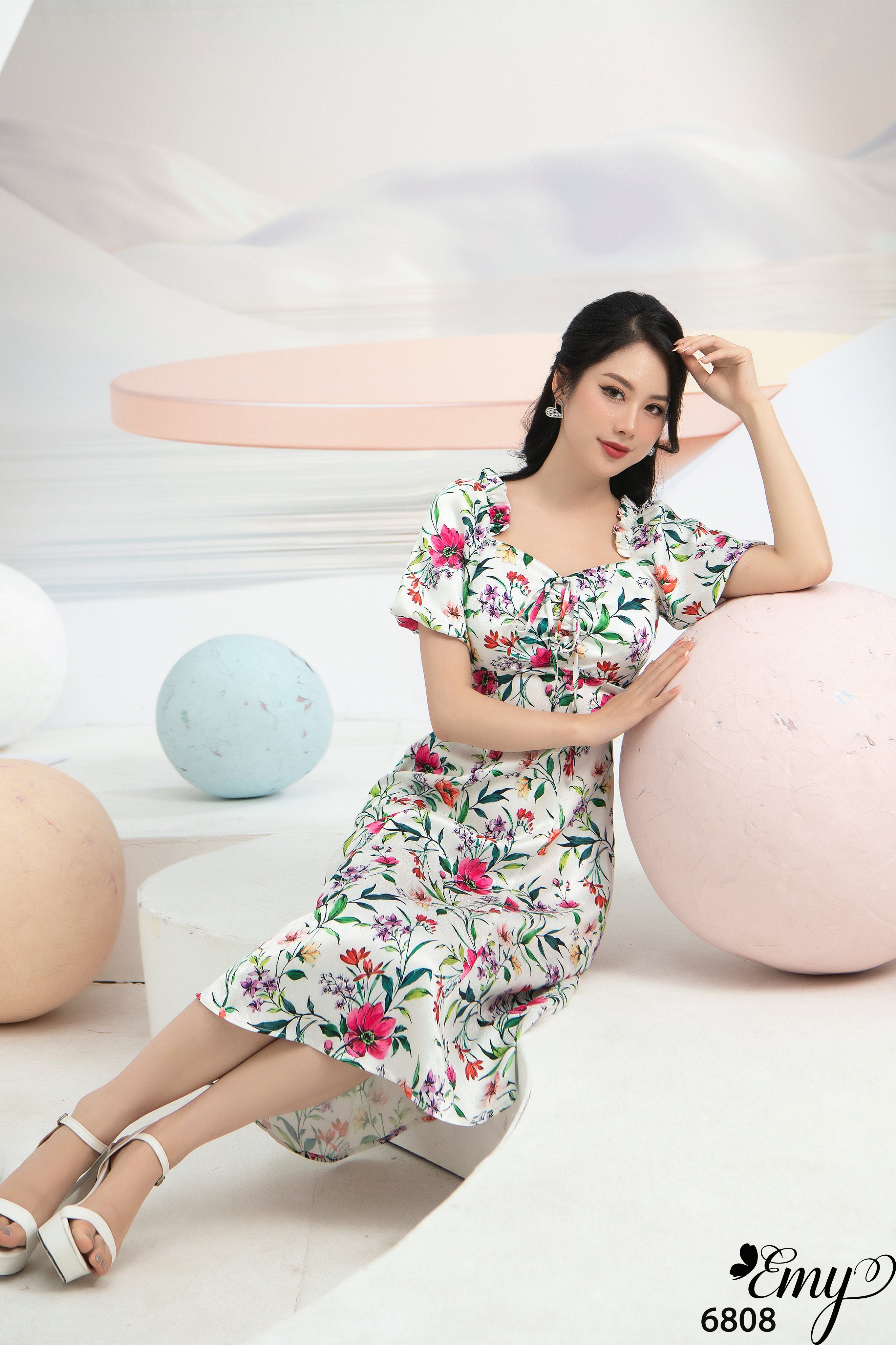 Đầm EMY EM6808 Xoè Midi Tay Trái Bí