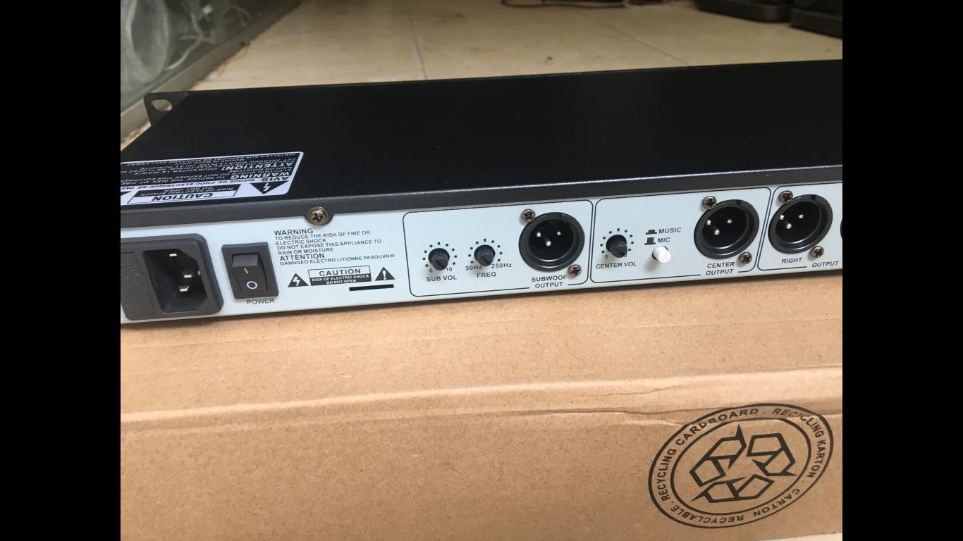 Vang JBL k6