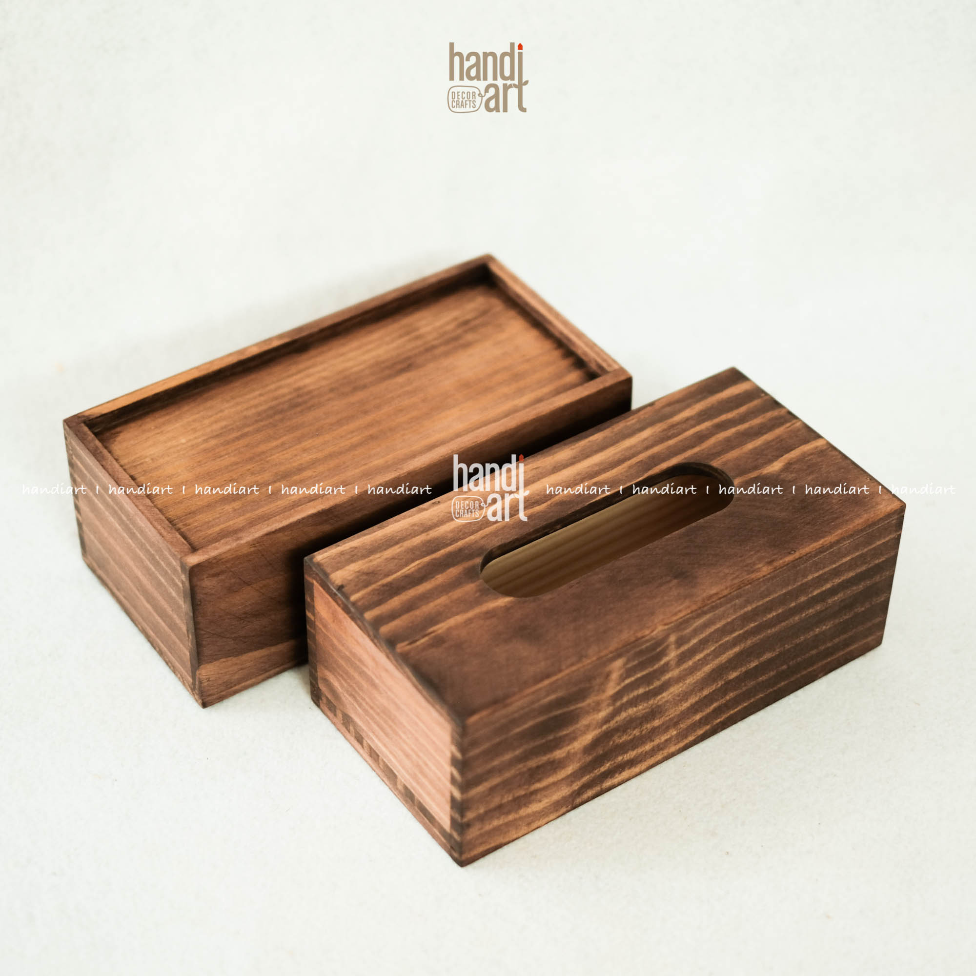 Hộp đựng khăn giấy bằng gỗ