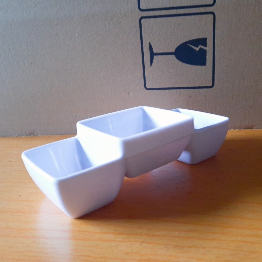 [HCM]Chén Nước Chấm 3 Ngăn Nhựa Melamine Cao Cấp ( C107)