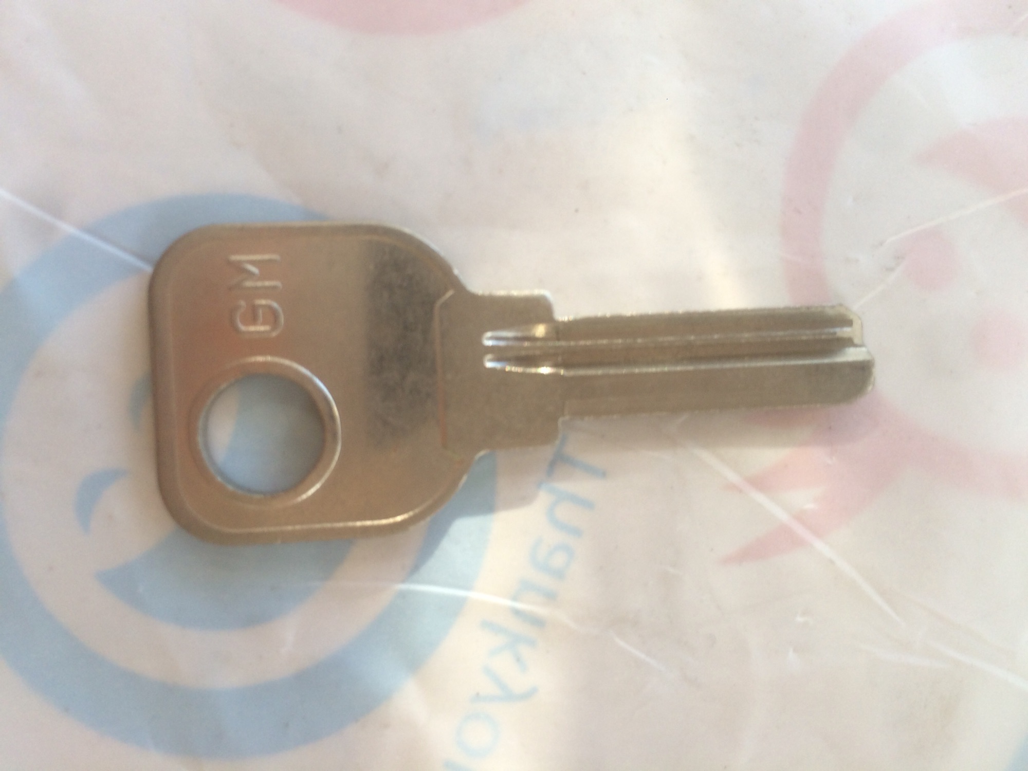 50 phôi chìa khoá chấm vi tính RM rảnh trái