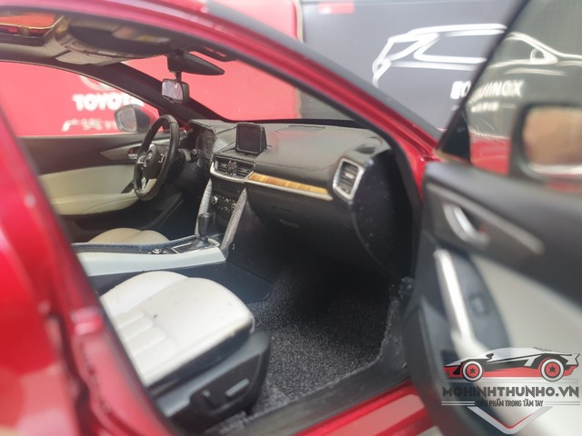 [HCM]Xe mô hình Mazda CX4 tỉ lệ 1:18