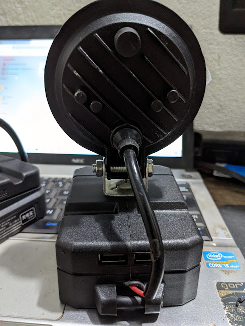 Đèn Pin Led, Đèn Pha Led , sạc usb Dùng Pin DCA Dongcheng 20V