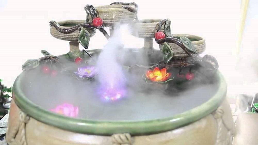 [HCM]MÁY PHUN SƯƠNG TẠO KHÓI+ đèn đổi màu [Bảo hành 1 đổi 1]