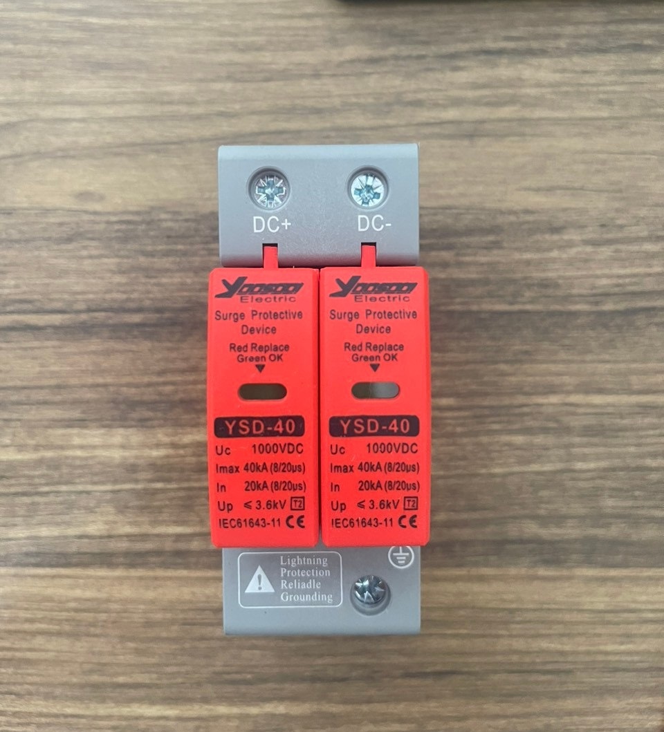 Combo át DC 2P 1000v + chống sét lan truyền DC 2P 1000V