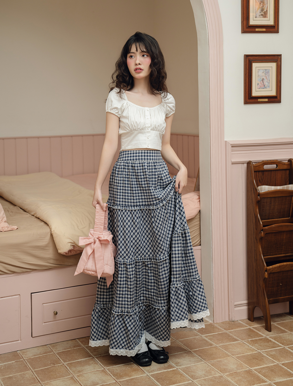 BLEUBIRD Áo thô ren Noah Top