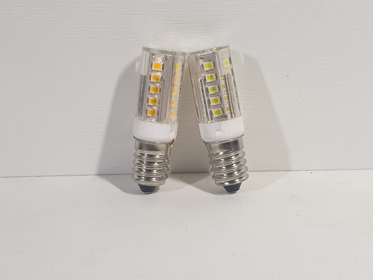 Bóng đèn bắp led e14 5w 220v, ánh sáng trắng hoặc vàng