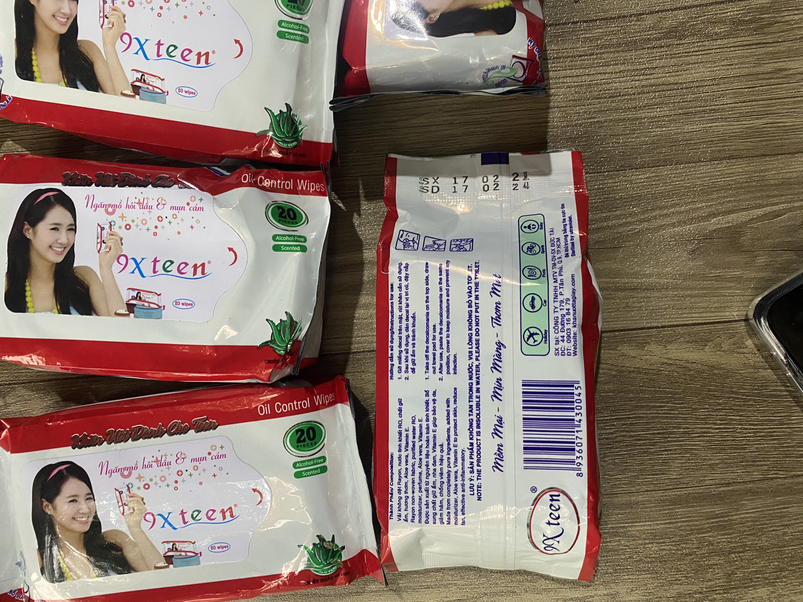 [HCM]COMBO 10 KHĂN GIẤY ƯỚT BABY 20 MIẾNG