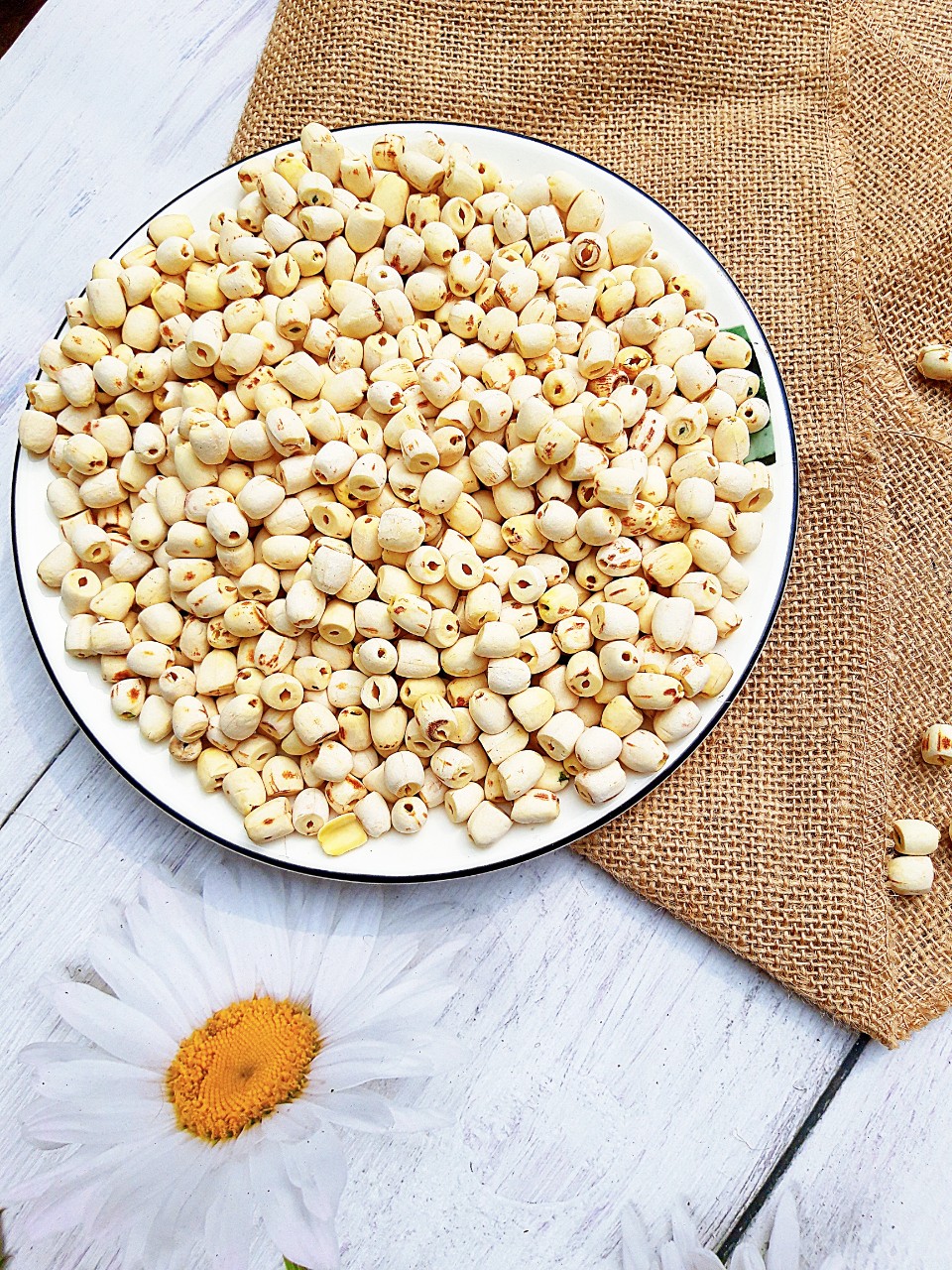 100gr hạt sen sấy khô ( loại ngon)