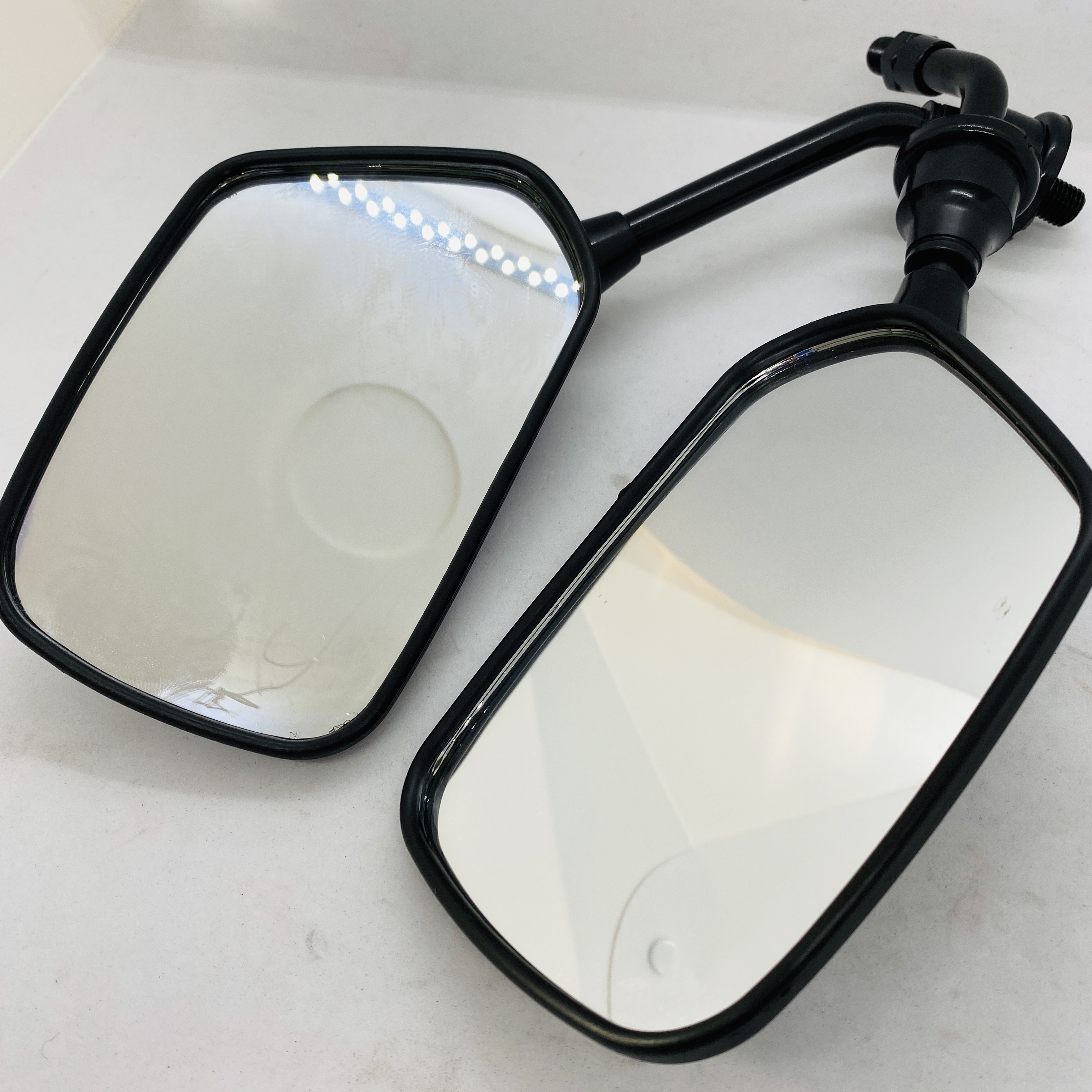 Gương Chiếu Hậu Dành Cho Xe Máy Honda Dream