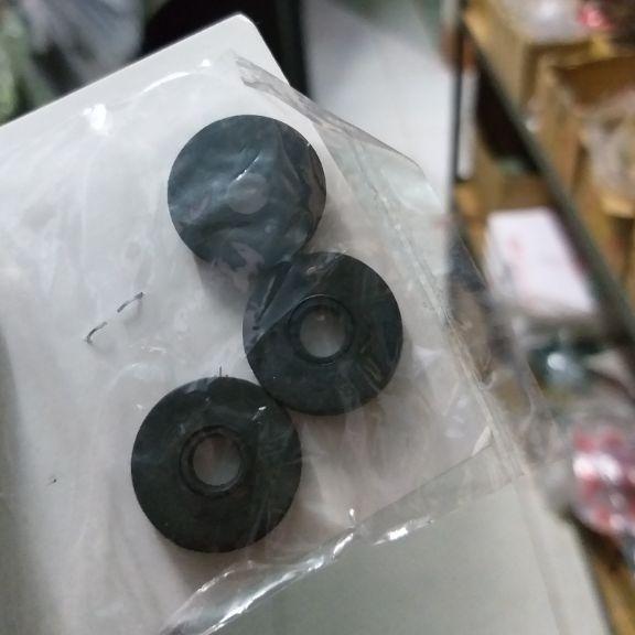 long đền cao su lắp dàn áo lỗ 6li giá 6 con