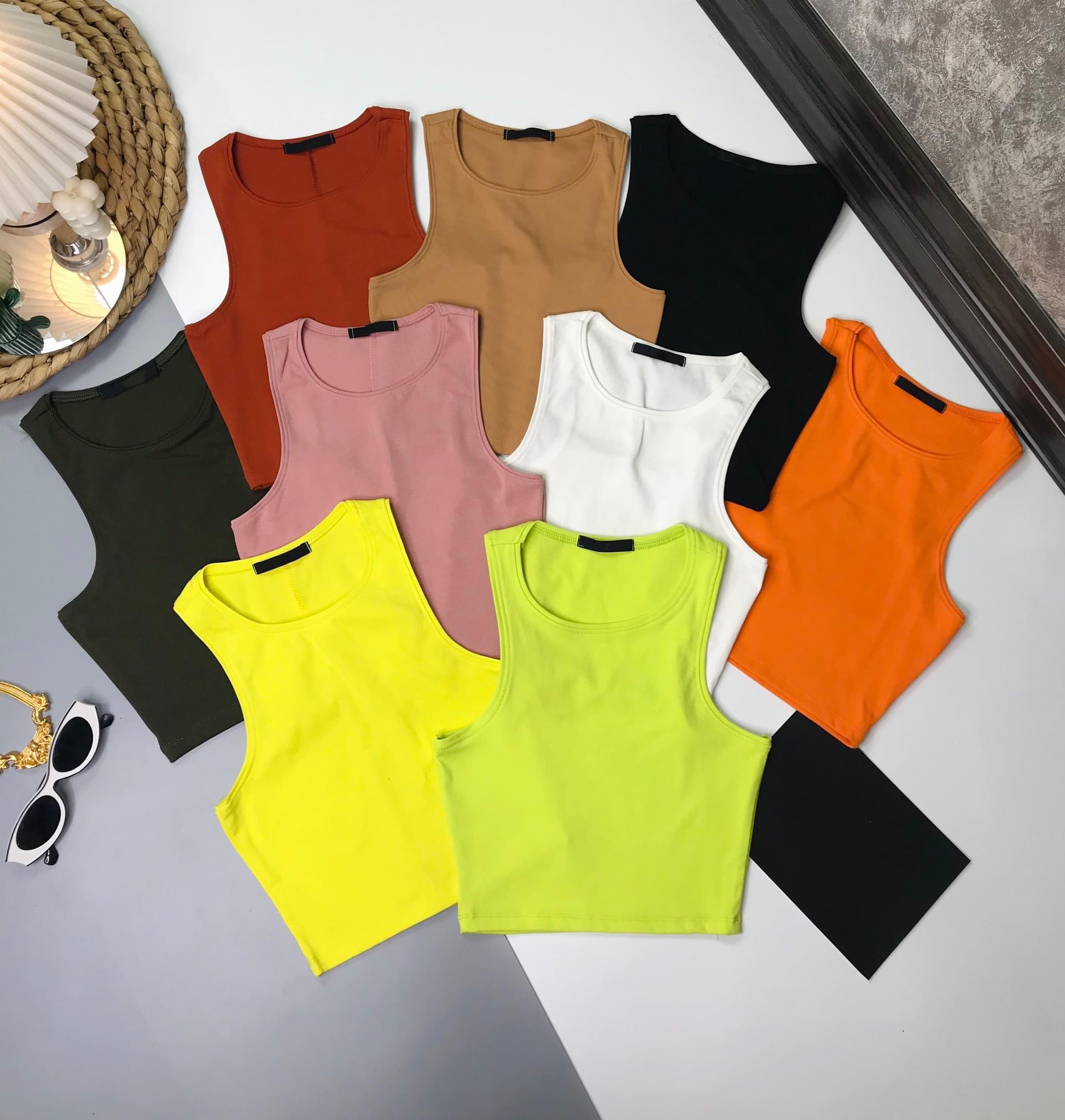 Áo ba lỗ ngược Croptop ôm body