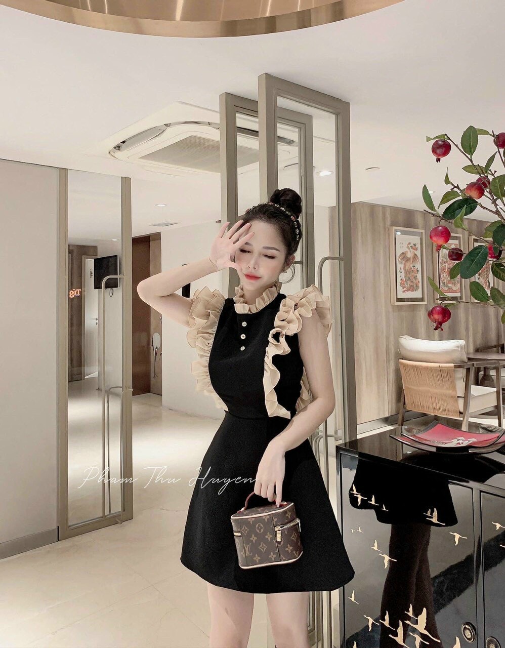 [HCM]Đầm xòe kate màu đen tay ngắn