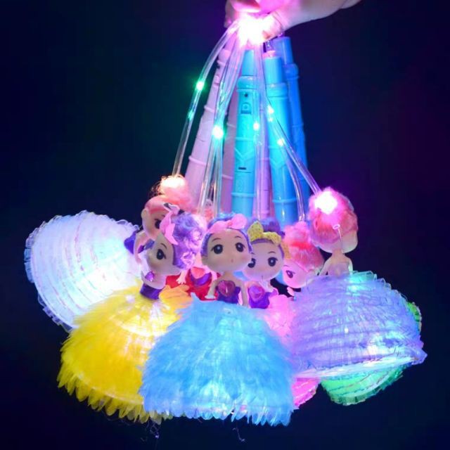 [HCM]Lồng đèn búp bê chibi dễ thương