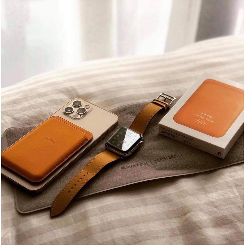 Ví da Leather Wallet with Magsafe Charge  Apple
